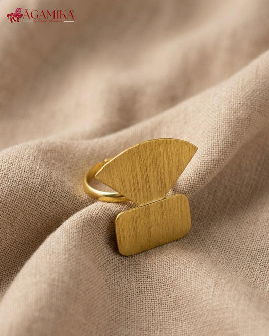 Dvi Rūpa Ring — Brushed Gold-Plated Brass