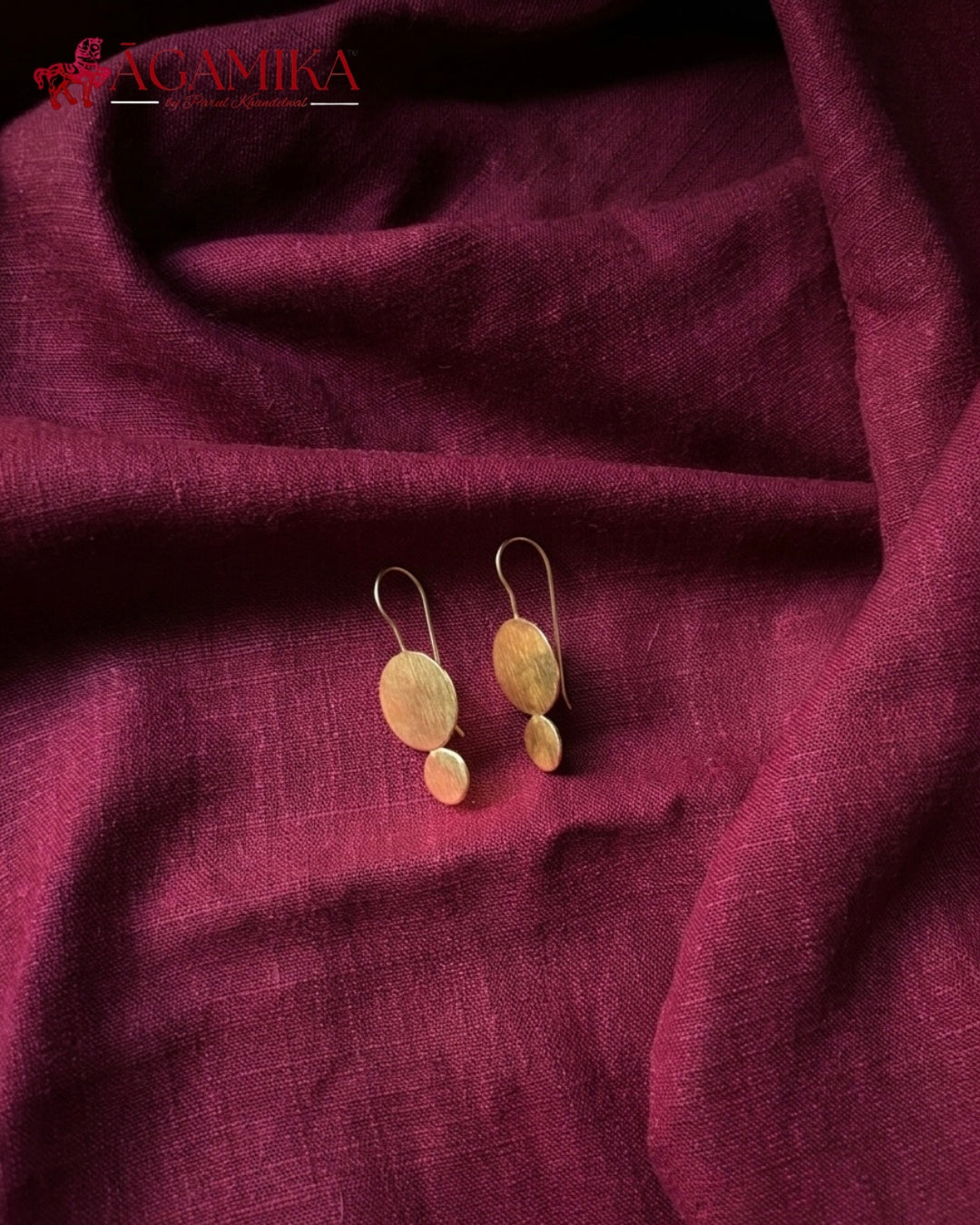 Tanu Disc Earrings — Minimal Gold-Plated Hook Drops