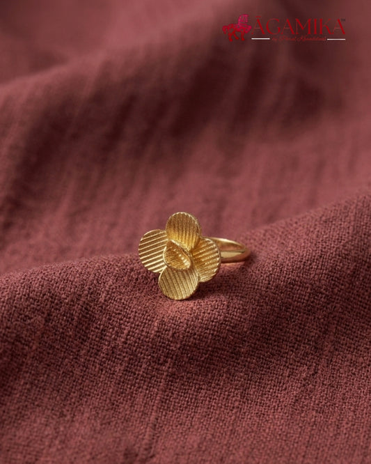 Chaturdala Ring — Textured Gold Flower
